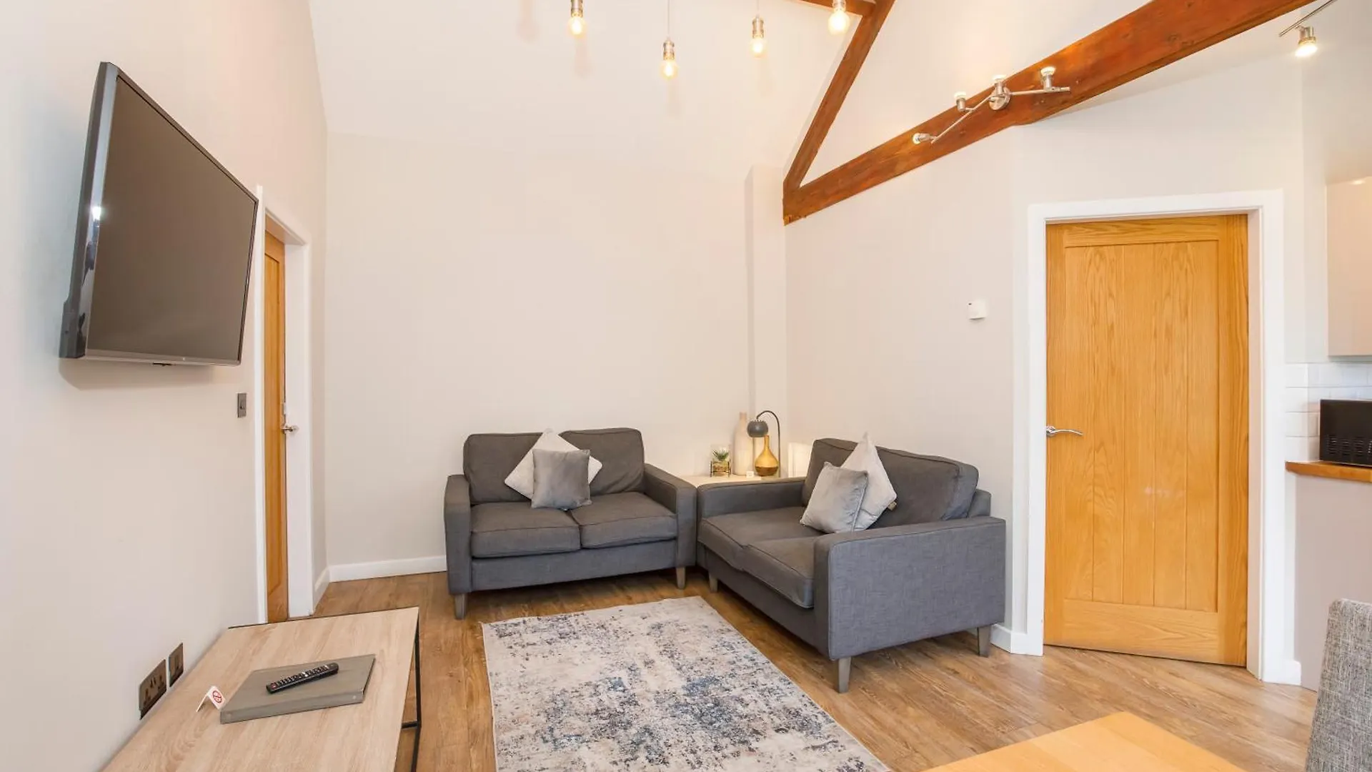 City Apartments - Monkbar Mews York