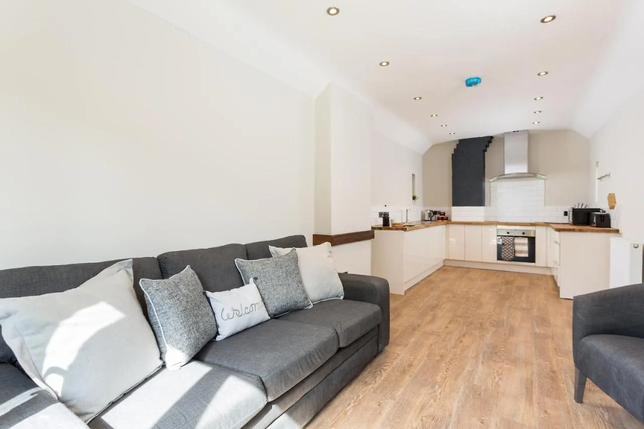 City Apartments - Monkbar Mews York