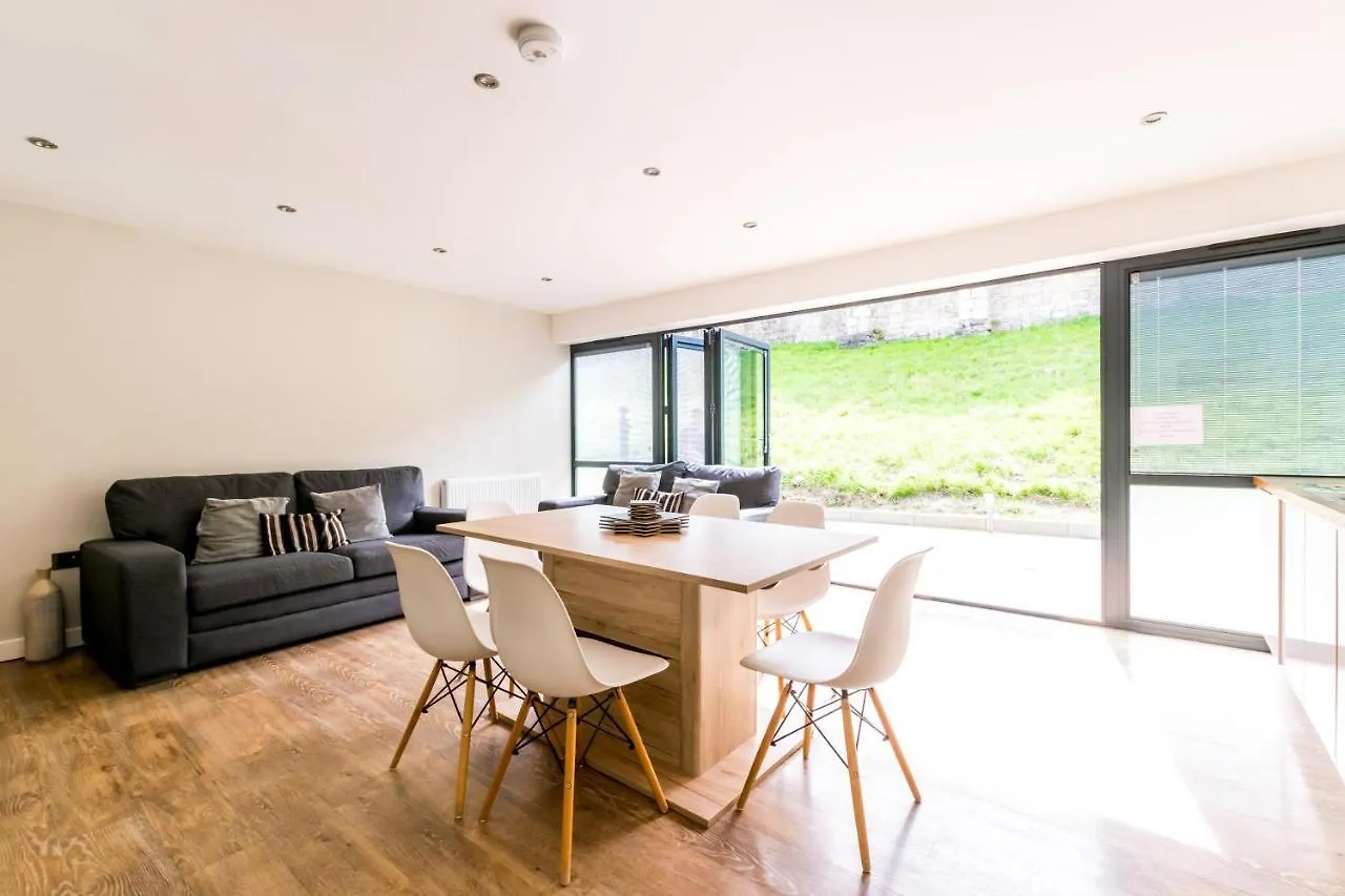 City Apartments - Monkbar Mews York